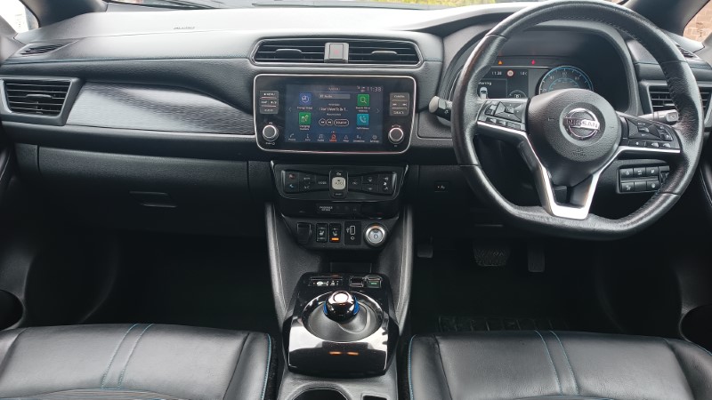 Nissan Leaf White For Sale (5)